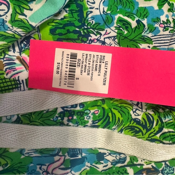 “Lilly on Holiday” Jax Long Sleeve Pop Over. New with tags. Size small - Picture 2 of 2